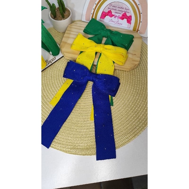 laços do Brasil com pontas, laço com pontas, laço grande, laço copa, laço do Brasil adulto, laço infantil l