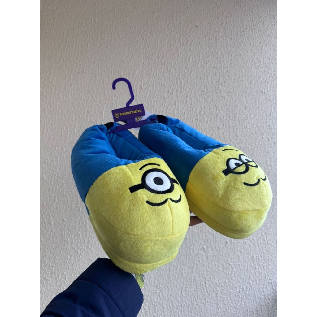Pantufa Minnions 3D Adulto e Infantil Unissex