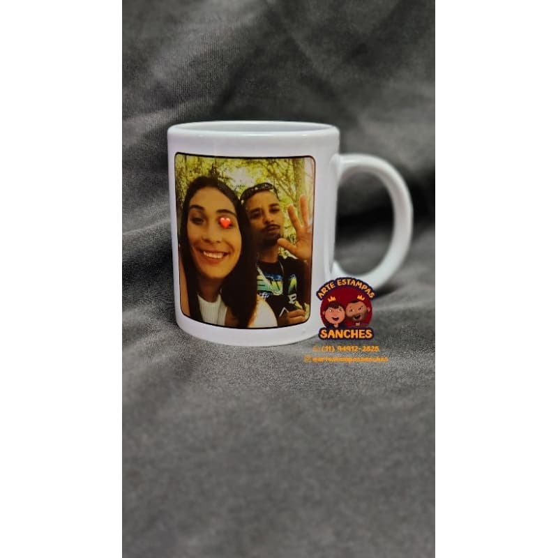 Caneca personalizada com foto e frase