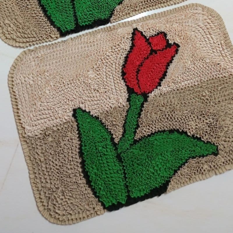 Tapete  Banheiro Tulipa 3 Peças Tapetes de Frufru Decorativo com Antiderrapante