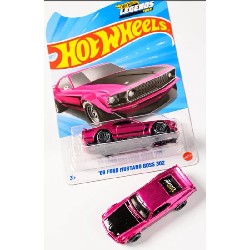 Hot wheels Premium Legends 69 Ford Mustang Boss