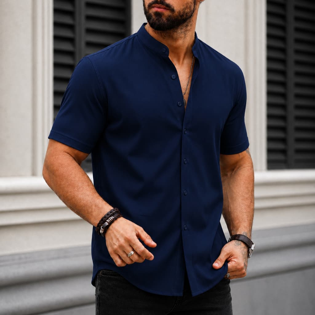 Camisa Masculina Slim Fit com Tecido Leve e Macio