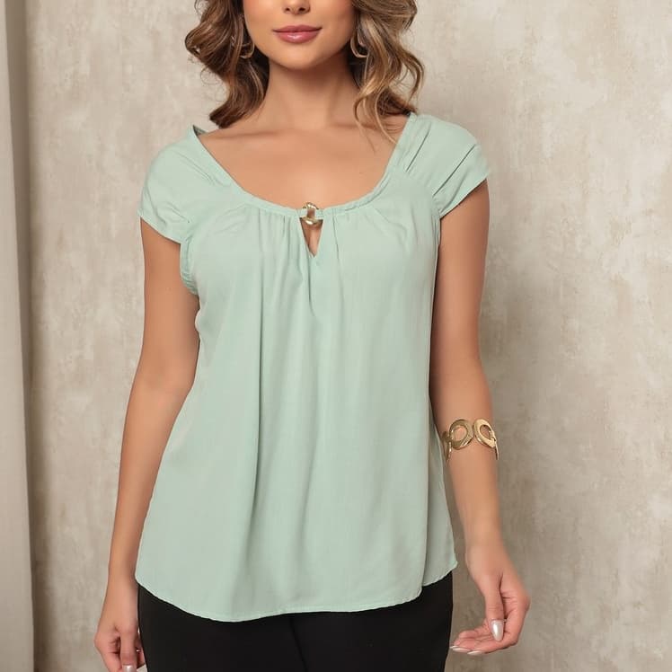 DUOUNO - BLUSA FEMININA VISCOSE MANGA CURTA LINDA ARGOLA NO DECOTE PREGAS NO OMBRO - BLUSAS FEMININO