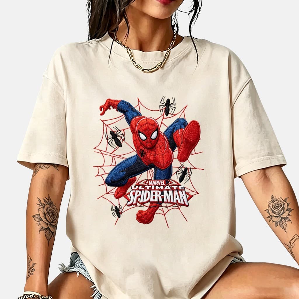 Camiseta Feminina Estampada Spider-Man Marvel Oversized 100% Algodão Estampa Graffiti Desenho Animado Plus Size Bordado