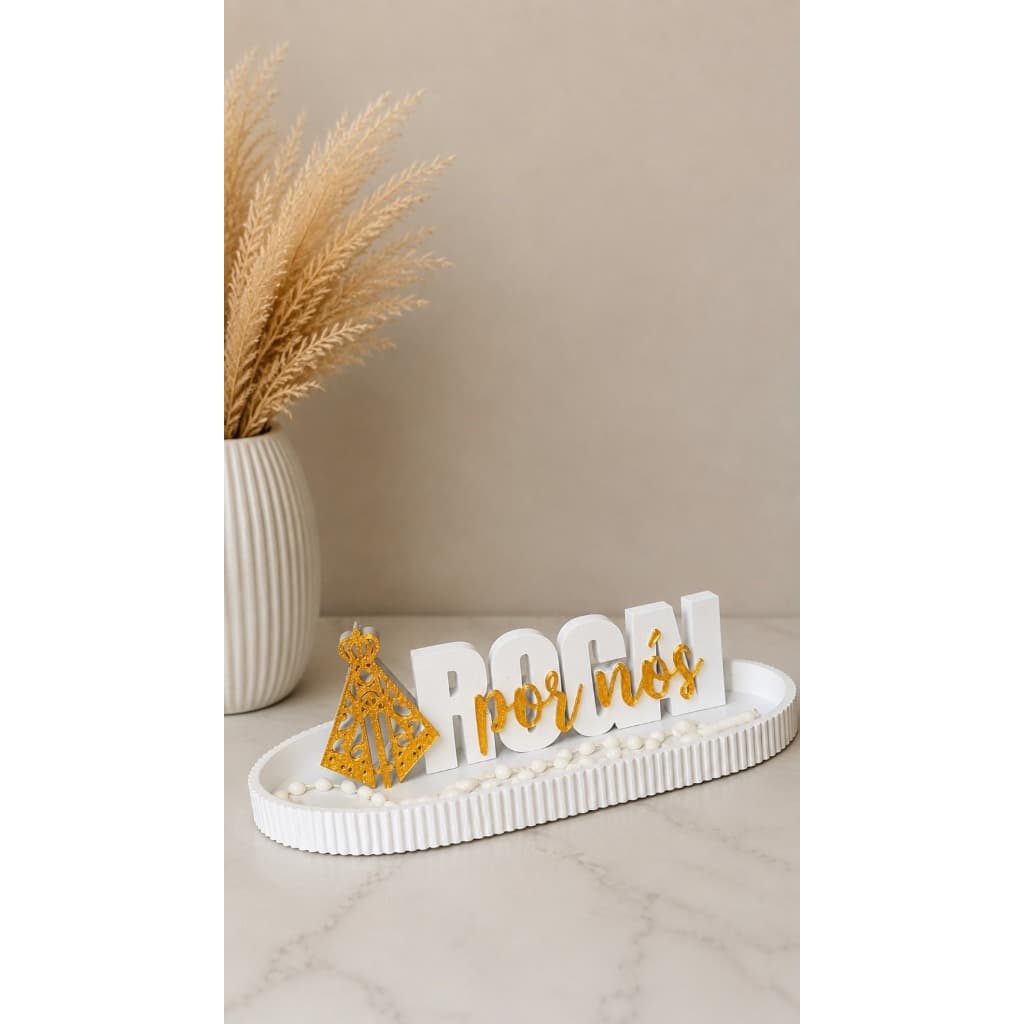 Enfeite Decorativo “Rogai por Nós” com Nossa Senhora | Decoração Religiosa
