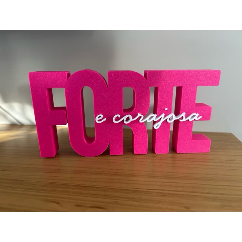 Placa Frase Decorativa FORTE E CORAJOSA Moderno Criativo Estante Decoração Sala Mesa Detalhe Quartos