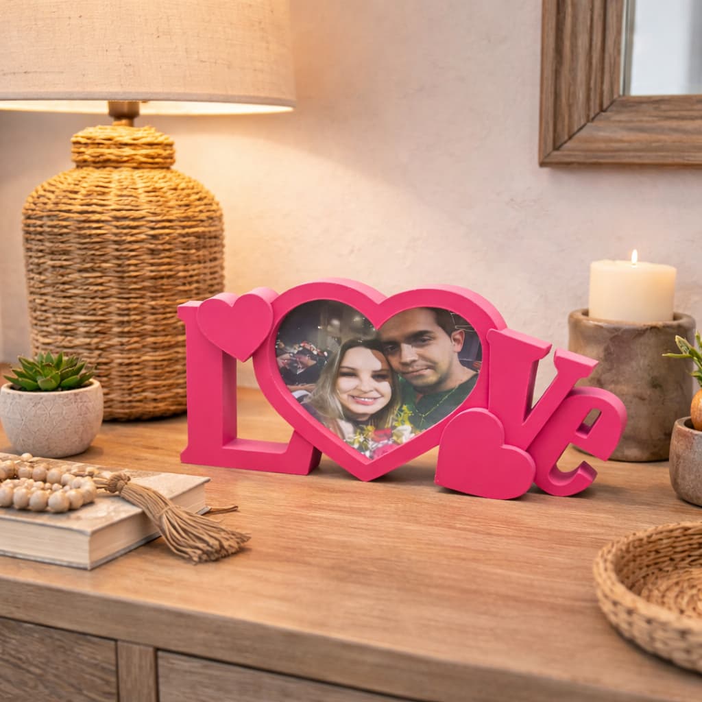 Porta-Retrato Love Vermelho com Coração – Decoração Romântica