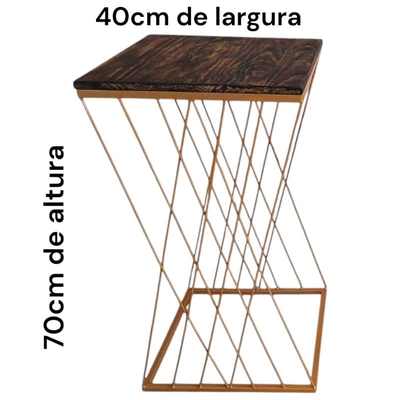 mesa treliça em ferro dourado com tampo rústico