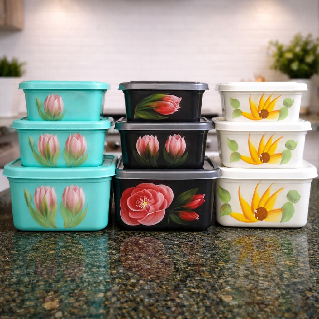 Potes Plásticos Quadrados Decorados 350ml 700ml 1,5L com Tampa, cores variadas, material reforçado.