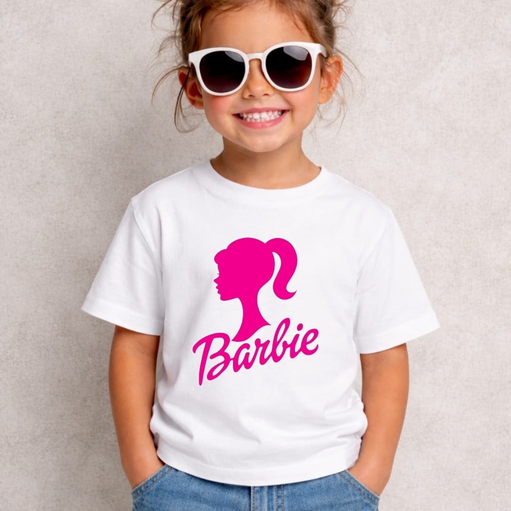 Camiseta Infantil Menina Mundo da Barbie Coleção Bonecas Pinks Blusa em Algodão Premium Confortável