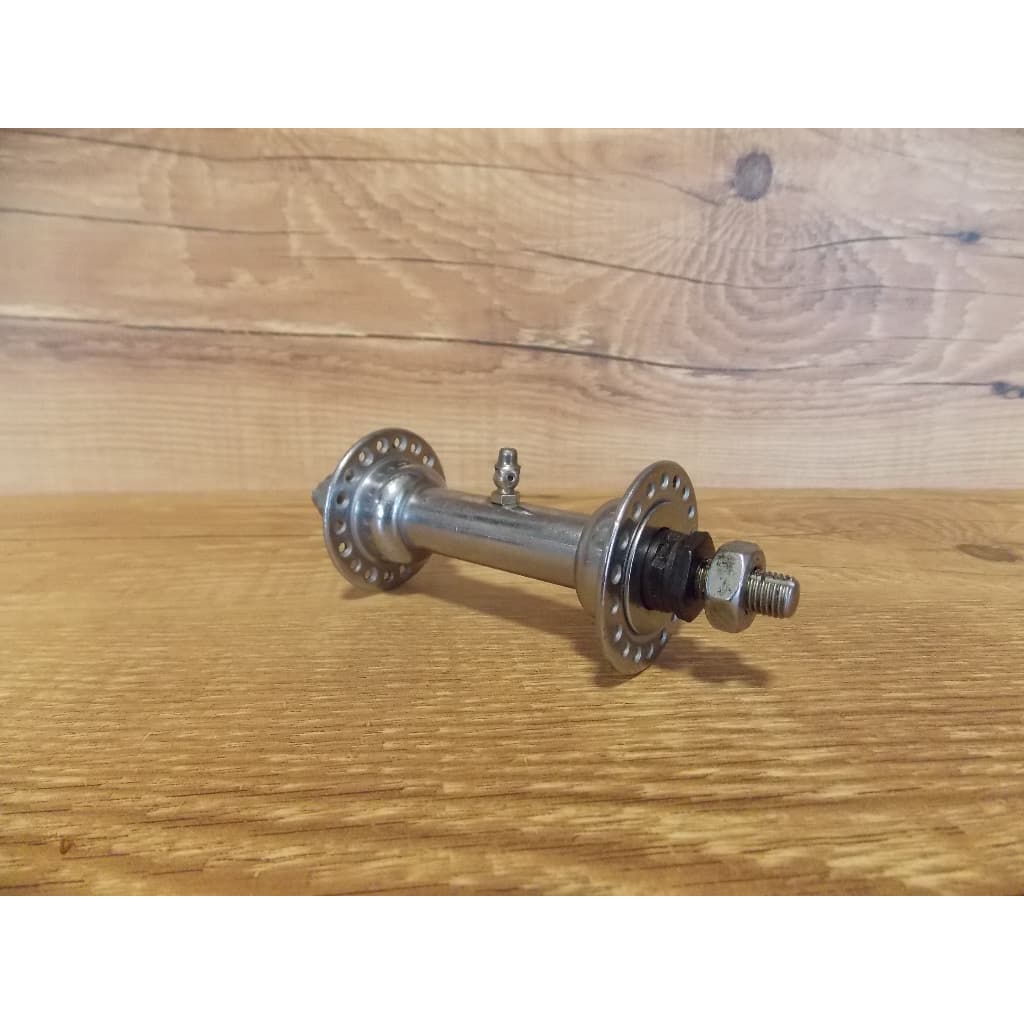 Cubo dianteiro antigo com engraxadeira 36 furos para bicicletas antigas - novo de estoque antigo