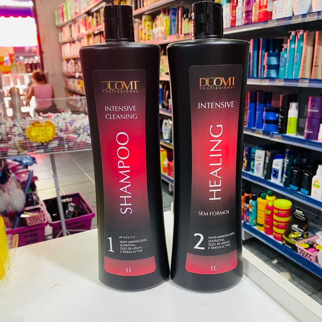 Progressiva sem Formol Duovit: Shampoo Antirresíduo 1L + Progressiva 1L (Passos 1 e 2).