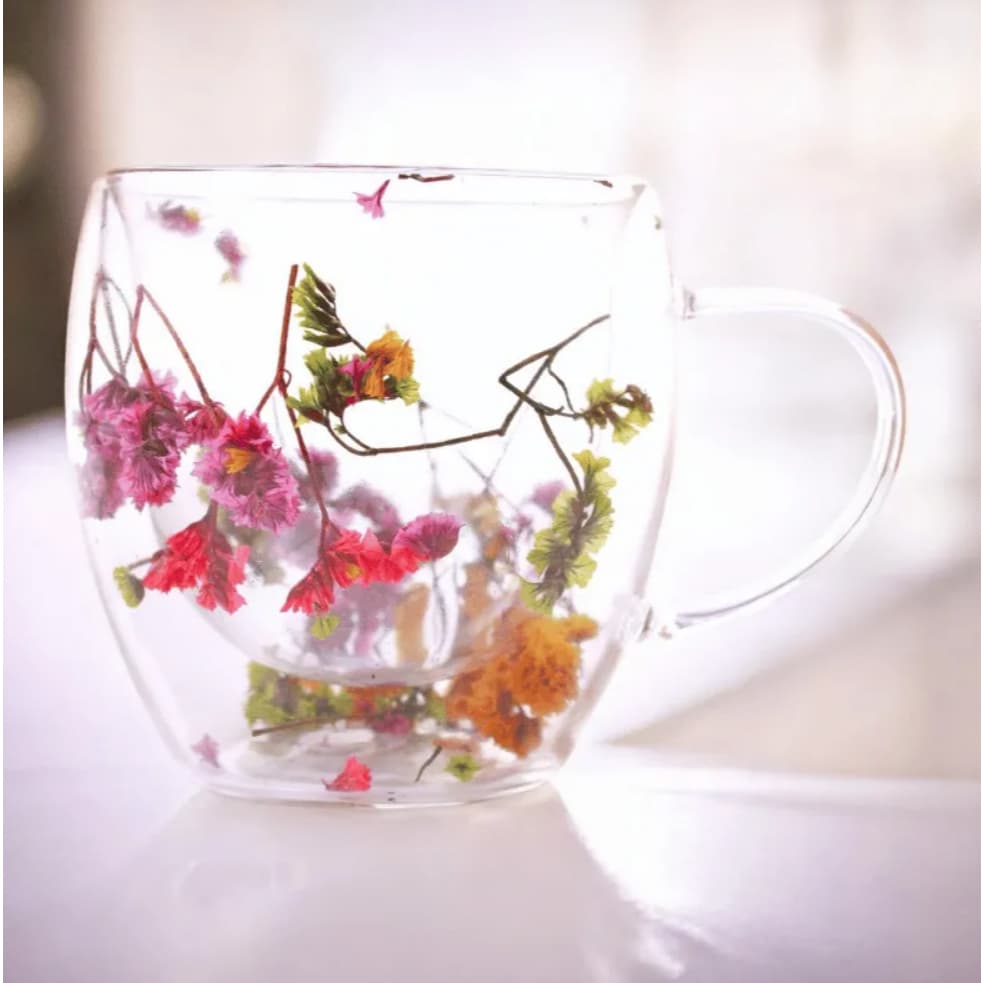 KIT COM 2 XÍCARAS DE VIDRO PAREDE DUPLA COM FLORES SECAS 250ML - WELLMIX - 22817