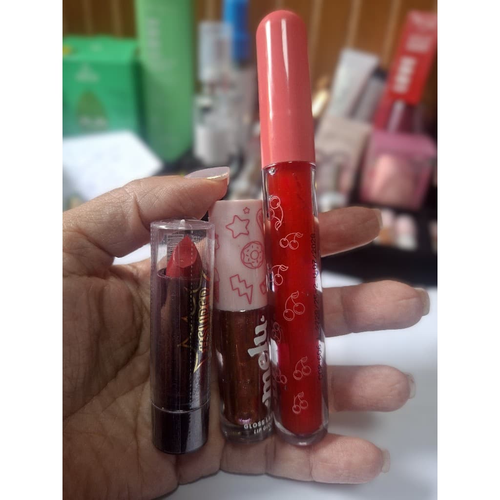 Kit Boca Perfeita Gloss Melu + Lip Oil Cereja Max Love + Batom Matte Super Poderes