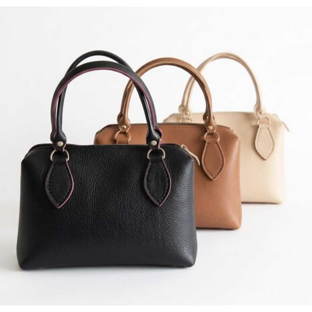 Bolsa Feminina Couro Ecológico Alça Punho e mão Tendência 25x16x9cm