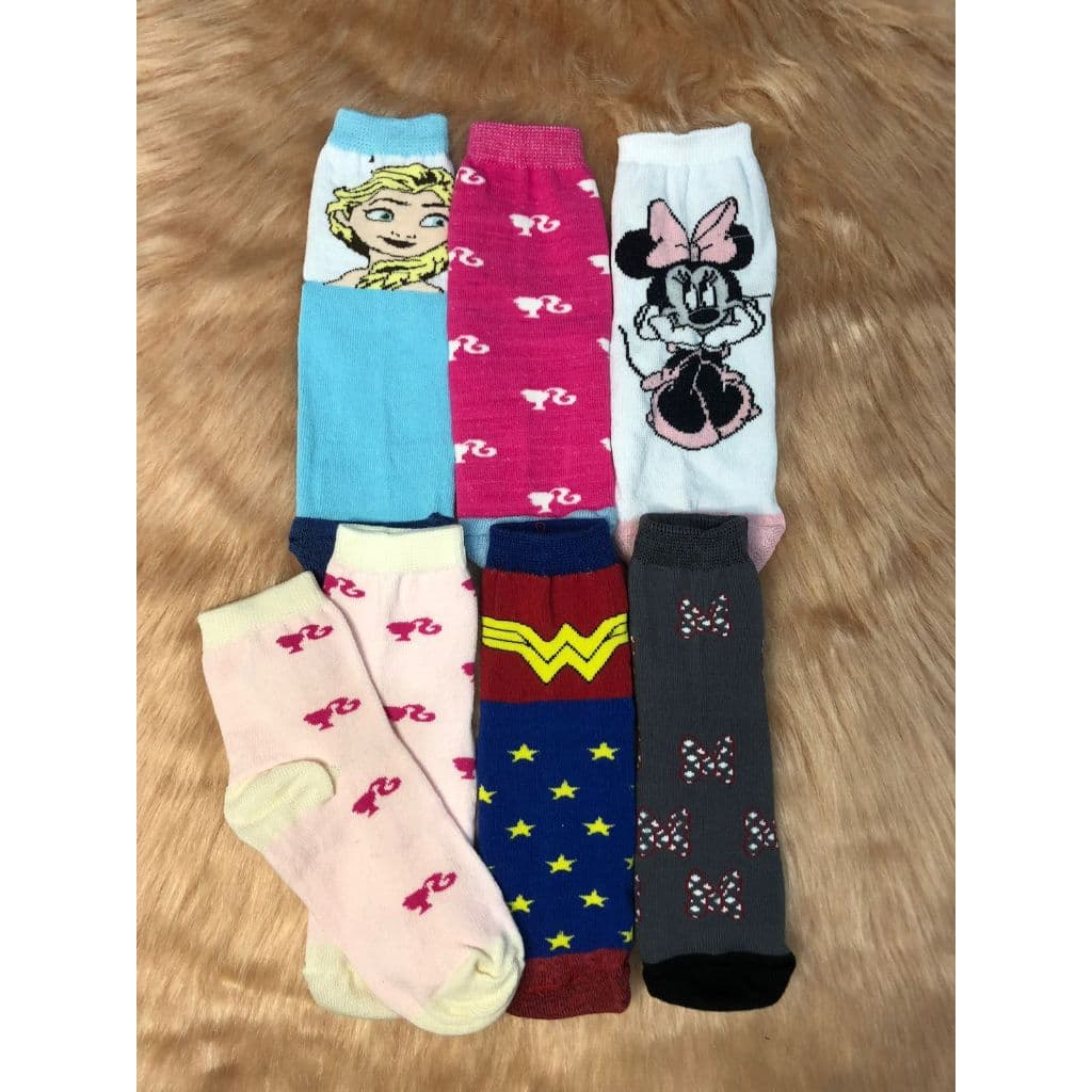 kit 12 Pares Meias Personagem Menina Cano Longo Confortável