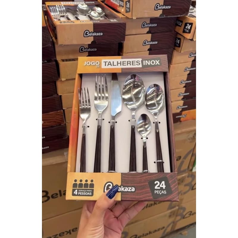 Conjunto de talheres inox com detalhes amadeirados 24 e 18 peças