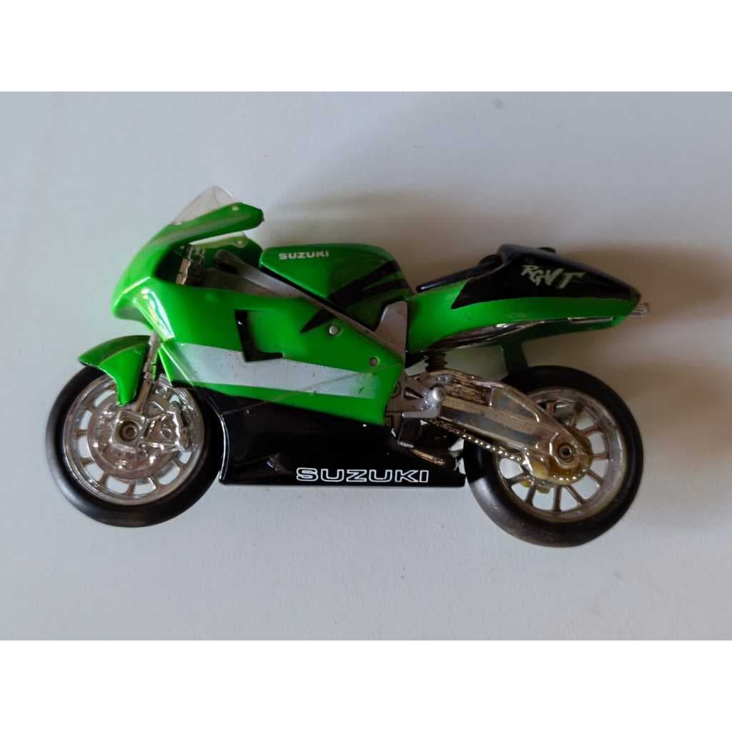 Miniaturas motos Antigas Vintage 1/18, vários Modelos, Suzuki, Yamaha, BMW e outras
