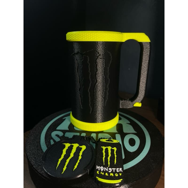 PORTA LATA PERSONALIZADO PARA CERVEJA E MONSTER
