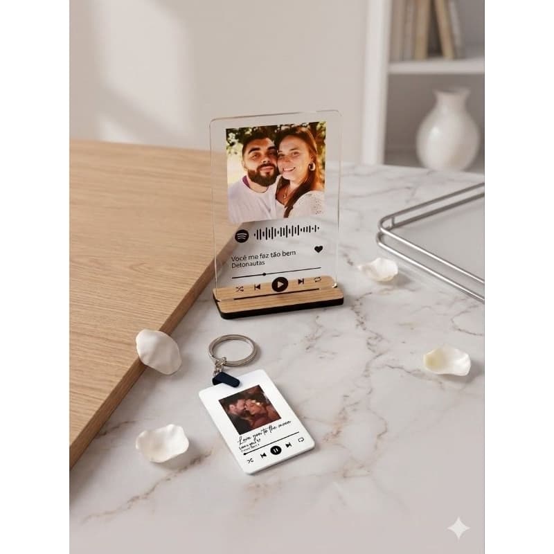 Quadro Spotify Personalizado com Chaveiro Interativo Presente Criativo para Namorado(a), Casal, Amigo e Família
