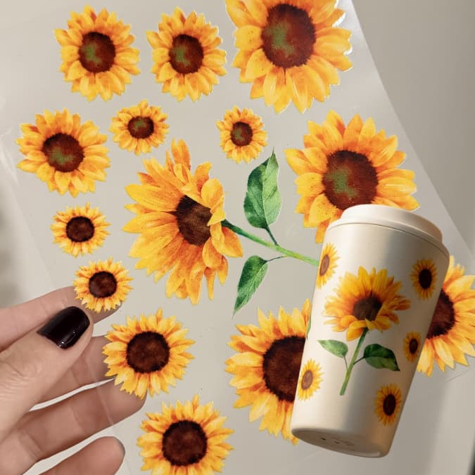 Cartela de Adesivos Girassóis DTF UV Premium 14x18cm Múltiplos tamanhos decorar garrafas, copos, notebooks e muito mais