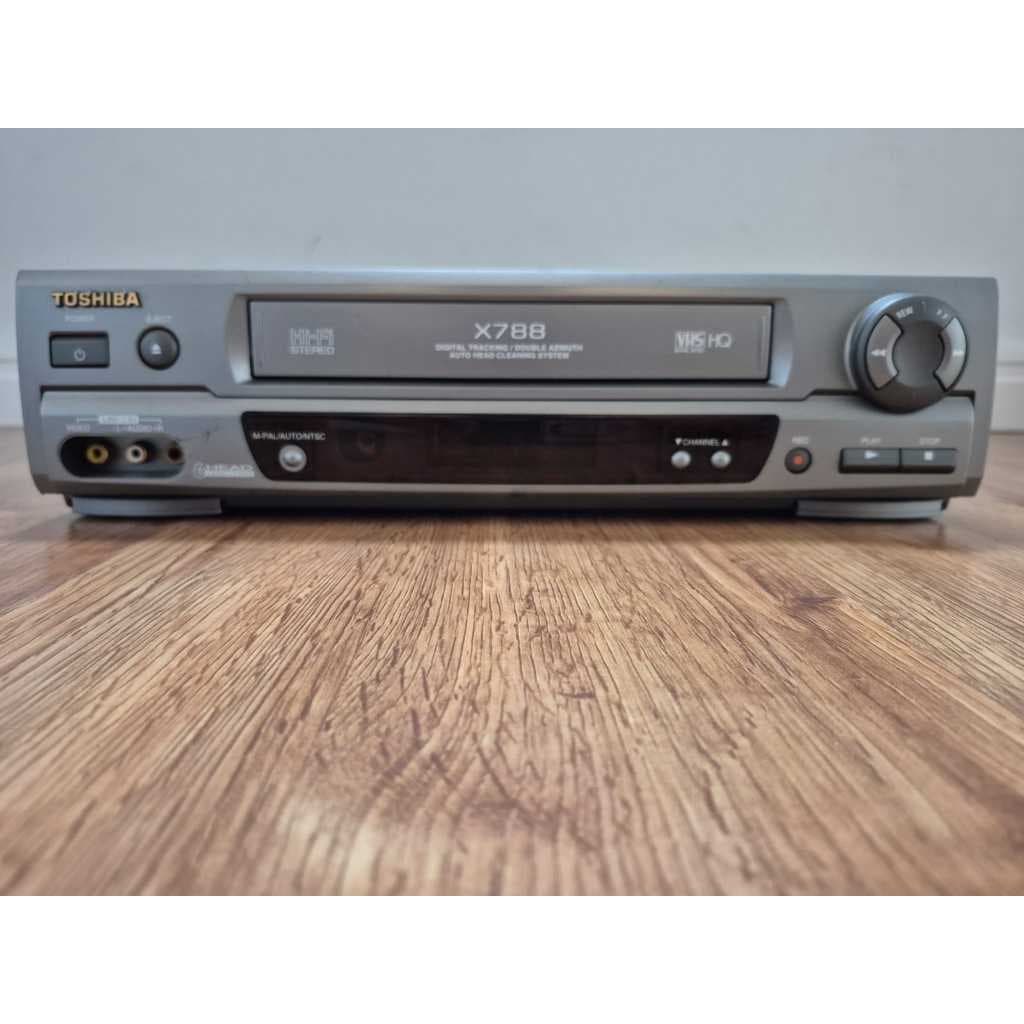 Vídeo Cassete Toshiba X788 6 Cabeças Com Defeito na Imagem