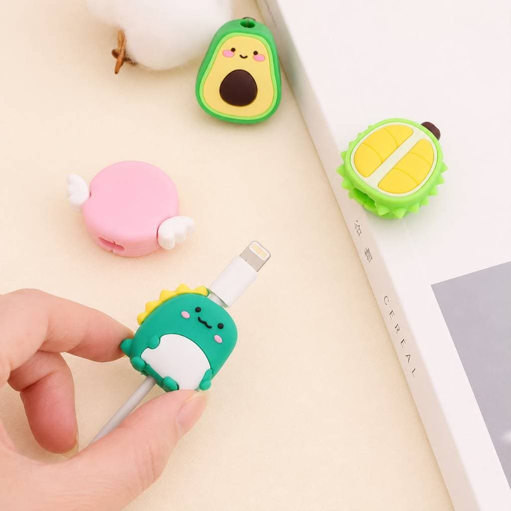 Kit com 5 Protetores de cabo USB carregador phone IPhone Android bichinhos Protetor