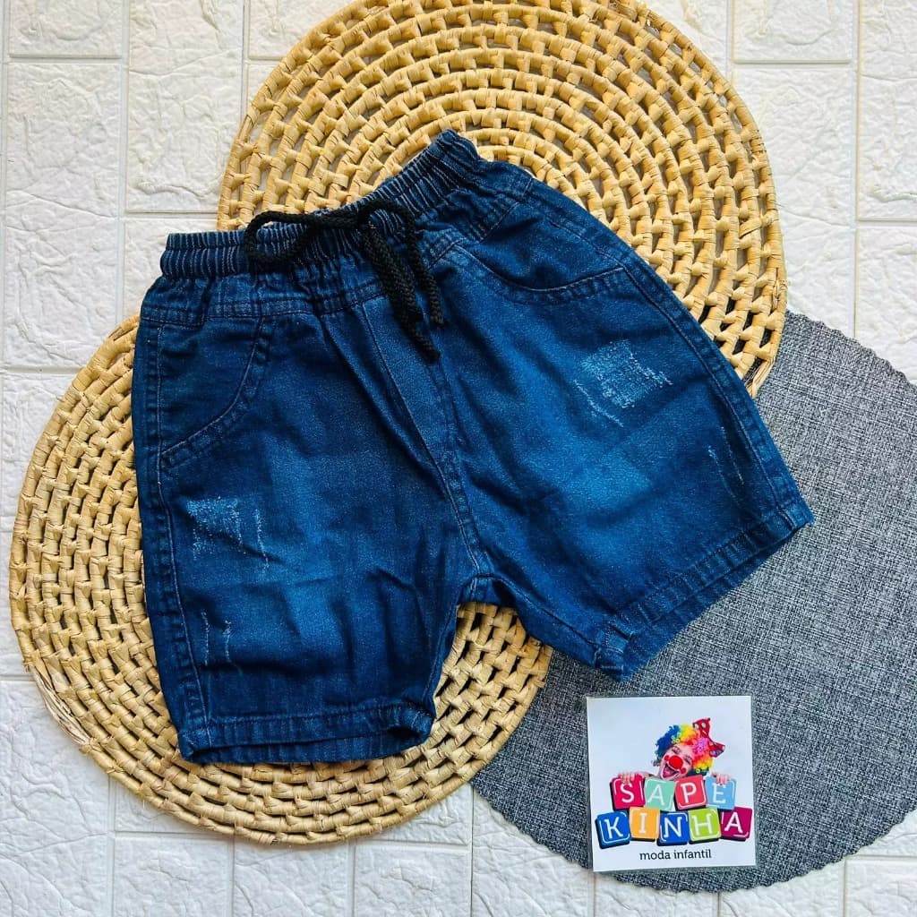 Short Bermuda Jeans Com Puido Na Parte Frontal E Bolsos Funcionais Na Parte De Trás Tamanho 2.4.6.8 anos