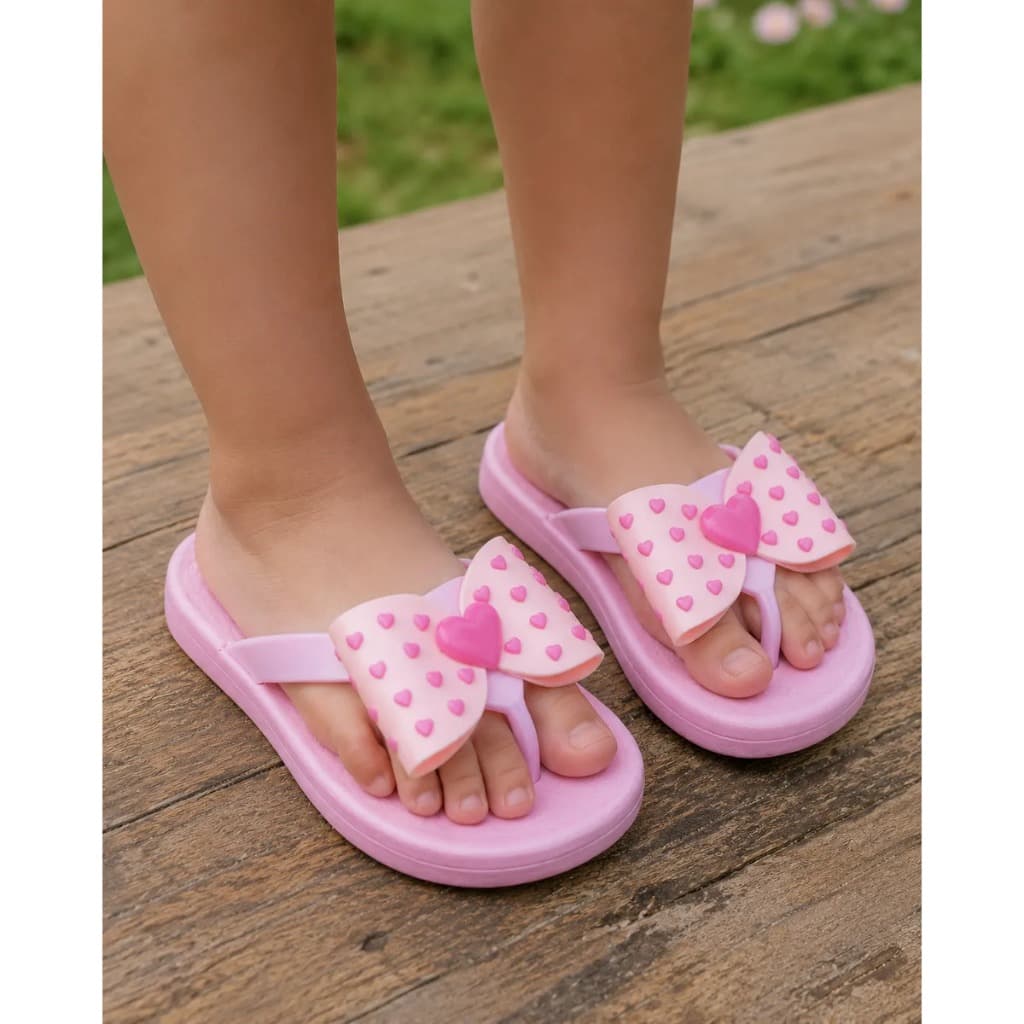 Sandália Chinelo Infantil Menina Mocinha Laço de Coração de Amor Resistente Confortável Antiderrapante