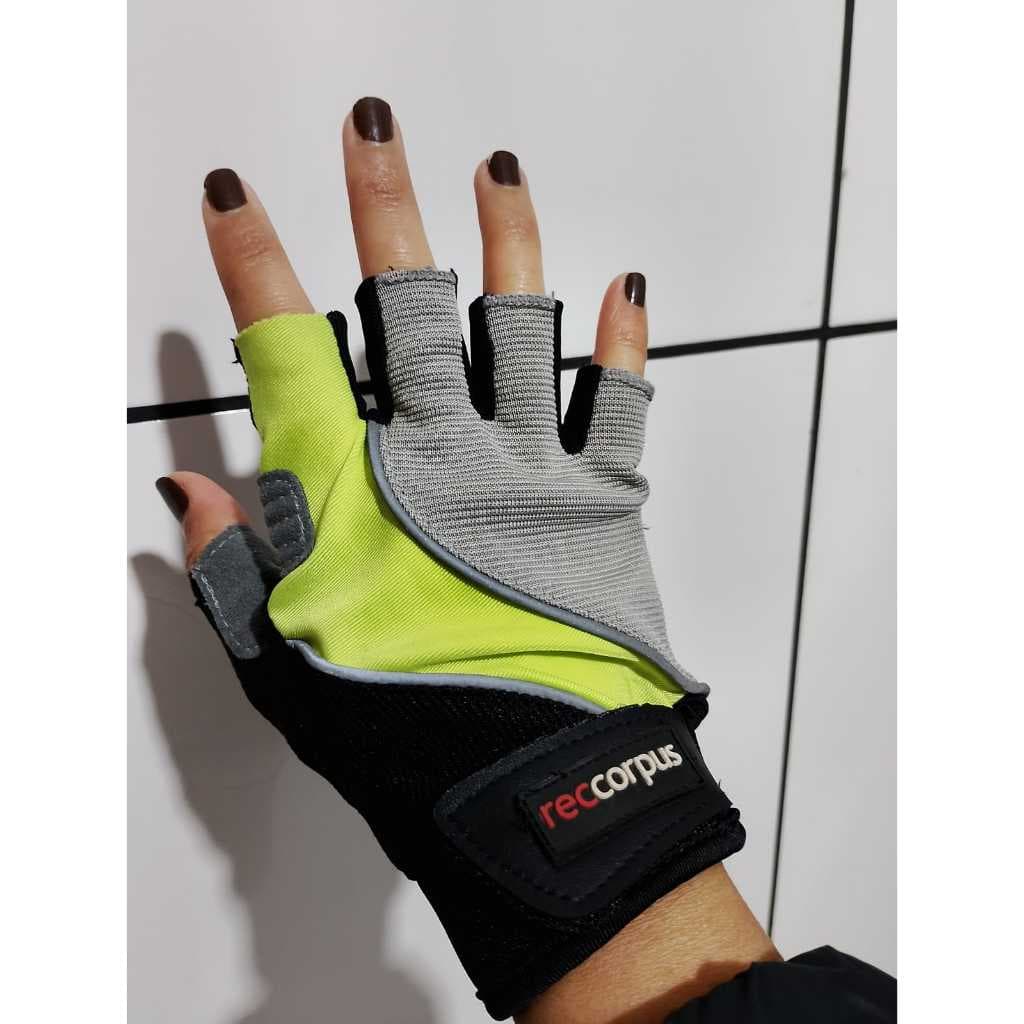 Par De Luva Feminina Para Academia Treino Musculação Bike Poliesportiva Anatômica