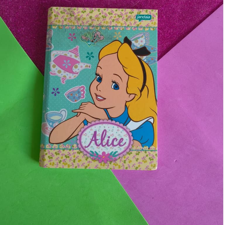 Caderno Alice no País das Maravilhas RARO Brochura Pequeno Vintage