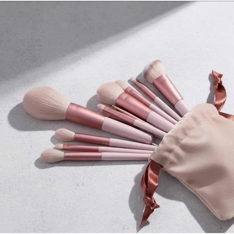 Kit 13 Pincéis de Maquiagem Profissional | Pincel para Base Sombra Blush Contorno | Cerdas Macias | Estojo Incluso