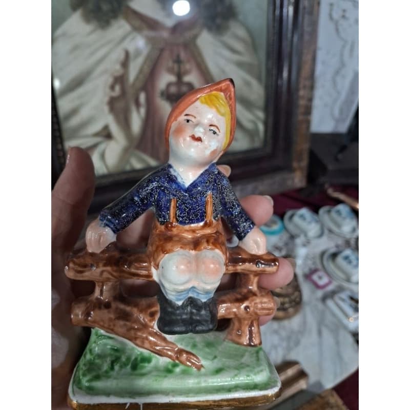 Bonequinha de Porcelana Vieira de Castro – Vintage/antiguidade