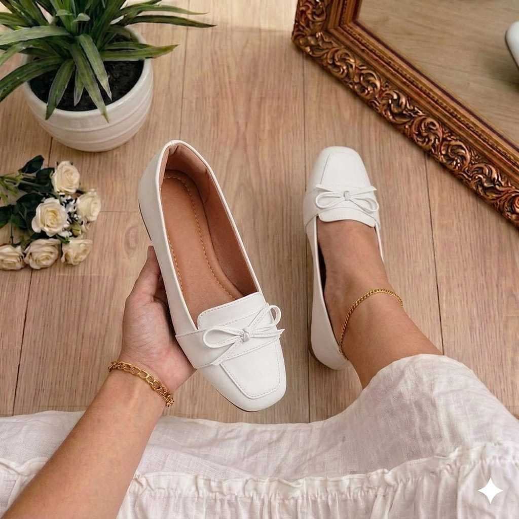 Mocassim Feminino Sapatilha Confortável Off-White com Laço  Para Trabalho e Dia a Dia