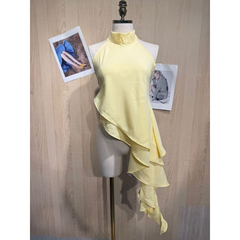 Blusinha Gola Alta Assimetrica Babado Faixa Caimento Elegante