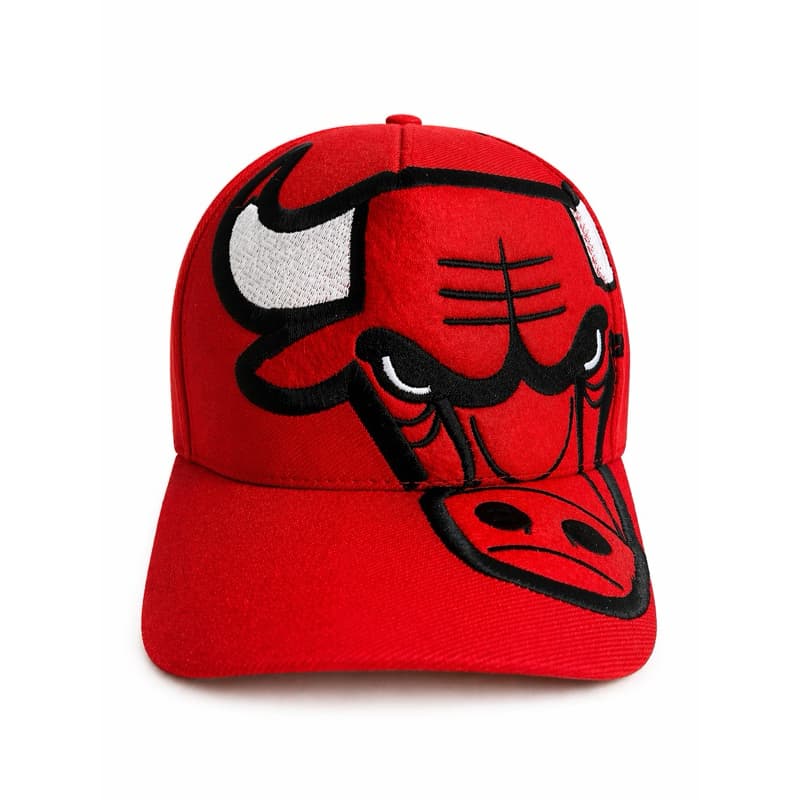 Boné Bordado Bulls estilo Chicago aba curva SnapBack ajustável
