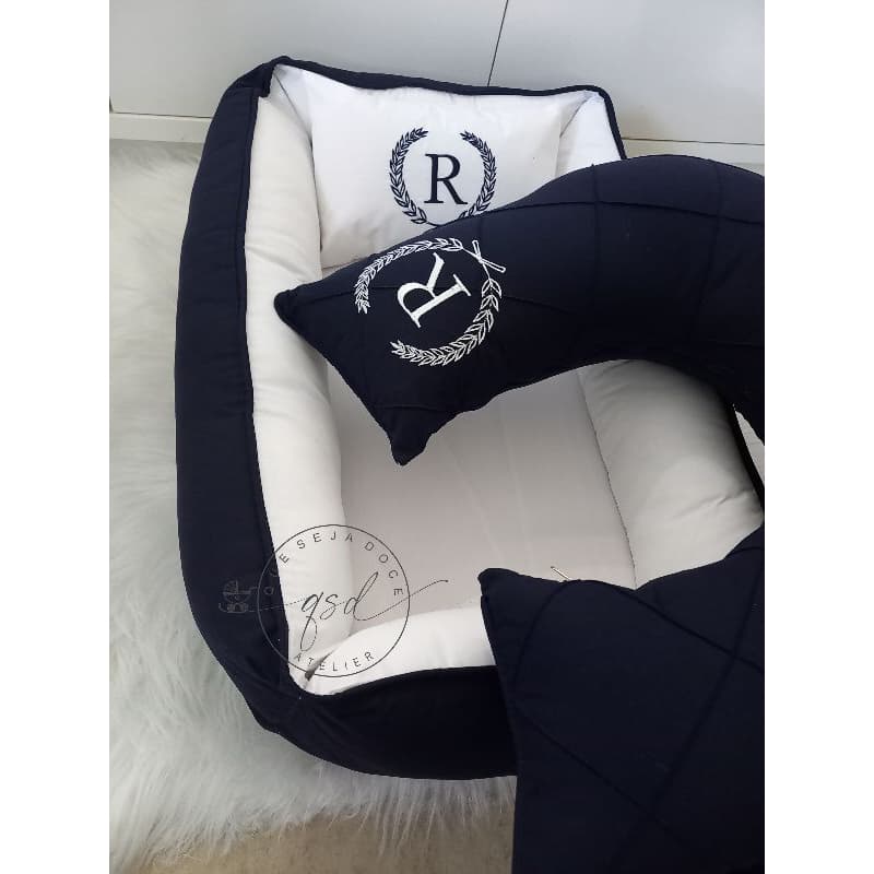 Ninho Luxo com ziper e travesseiro personalizado e Almofada amamentação personalizada