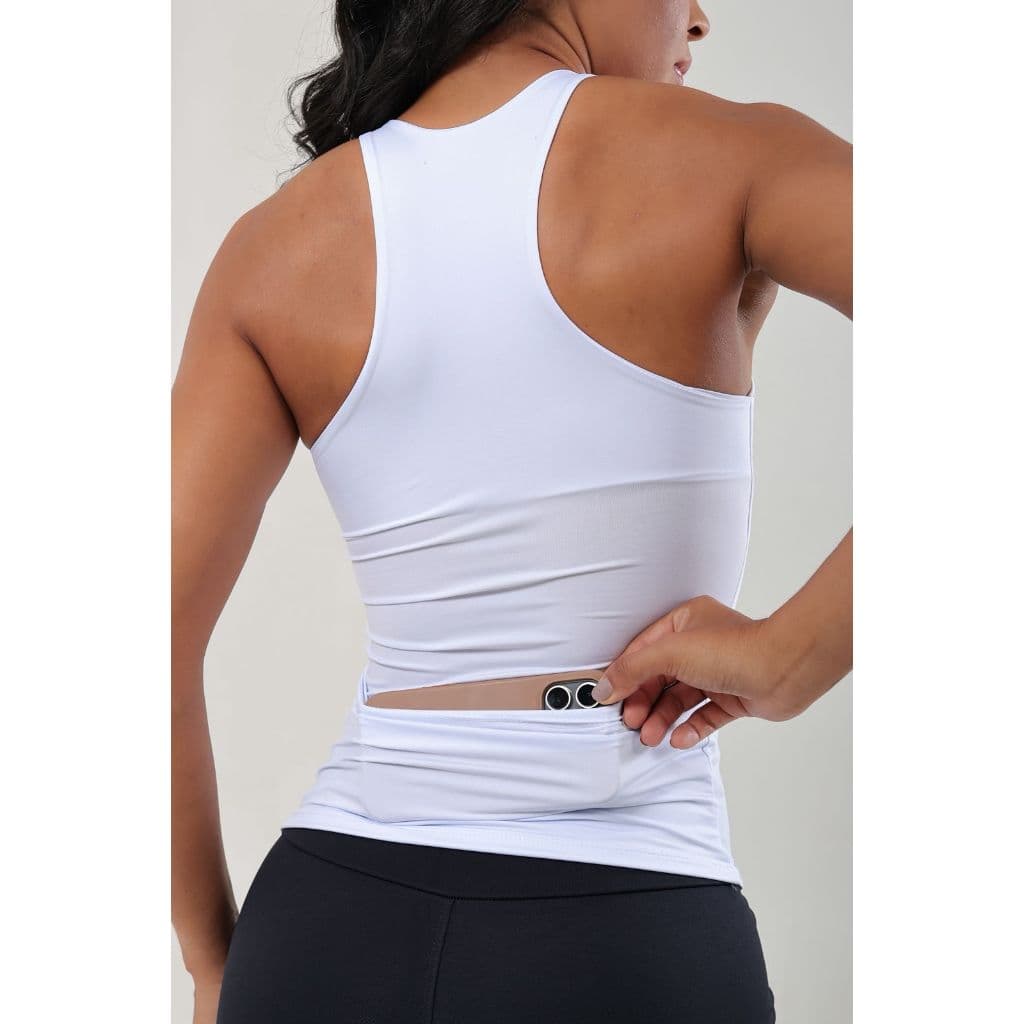 Regata Fitness com bolso funcional nas costas 100% poliamida premium com proteção UV
