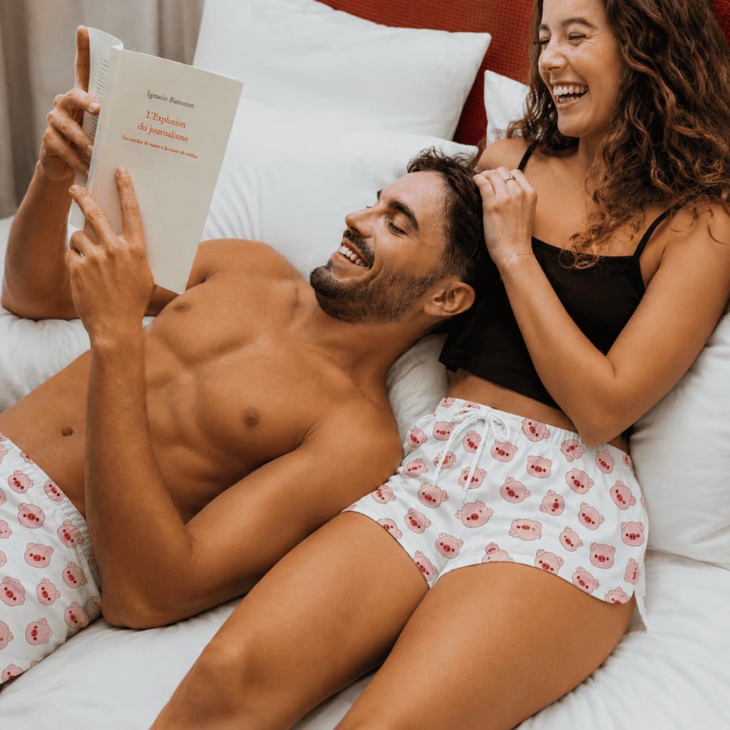 Kit Pijama Casal Amor Mozão Cropped Preto Estampa Porquinho