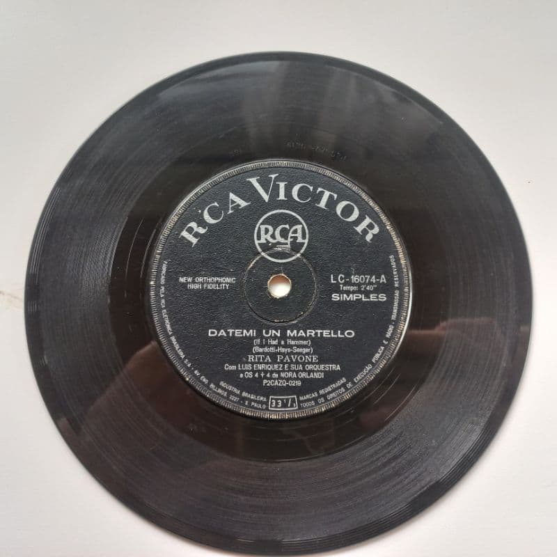 Disco Vinil compacto Rita Pavone - Datemi um Martello