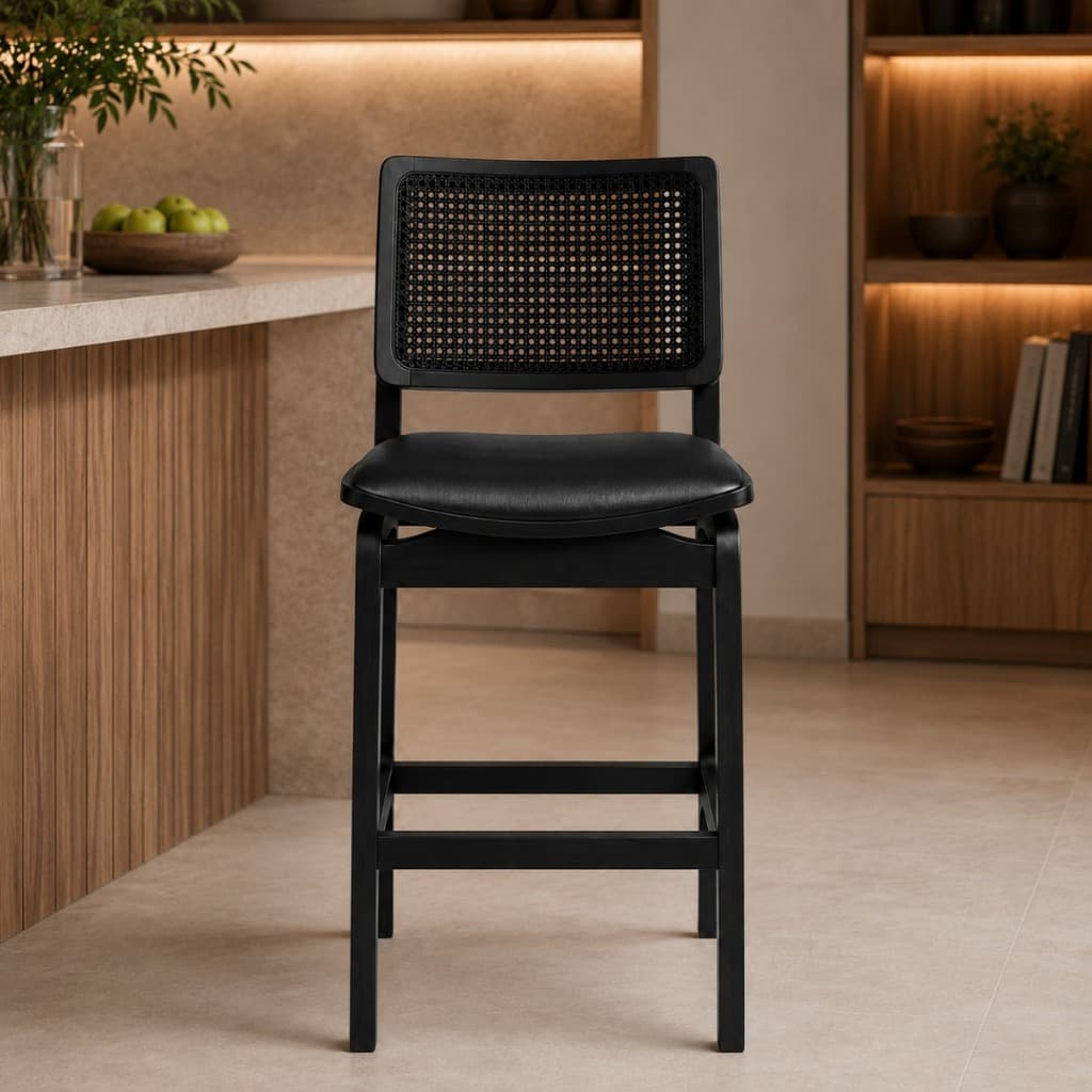 Banqueta Alta Madeira Maciça Balcão Sala De Jantar Courino Preto Encosto Rattan Estofada Alto Padrão