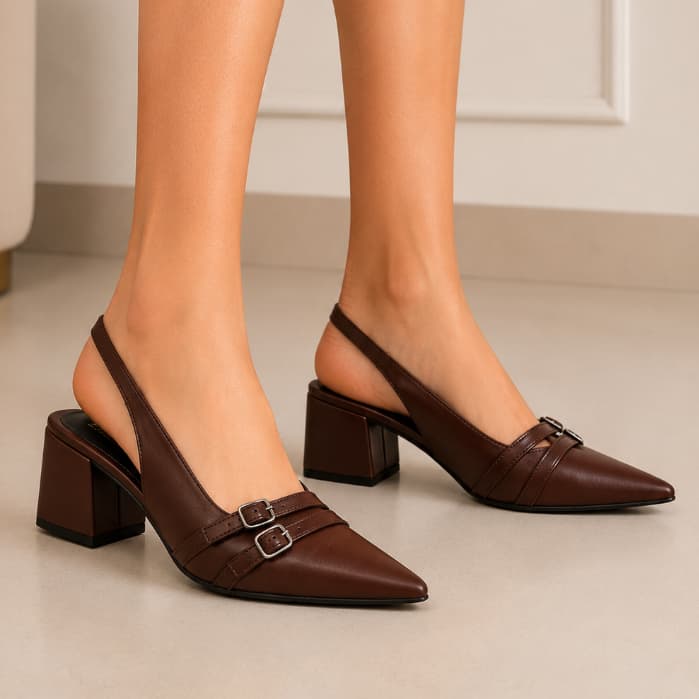 Scarpin Feminino Bico Fino Salto Bloco Slingback com Fivela Confortável Elegante Casual Madame
