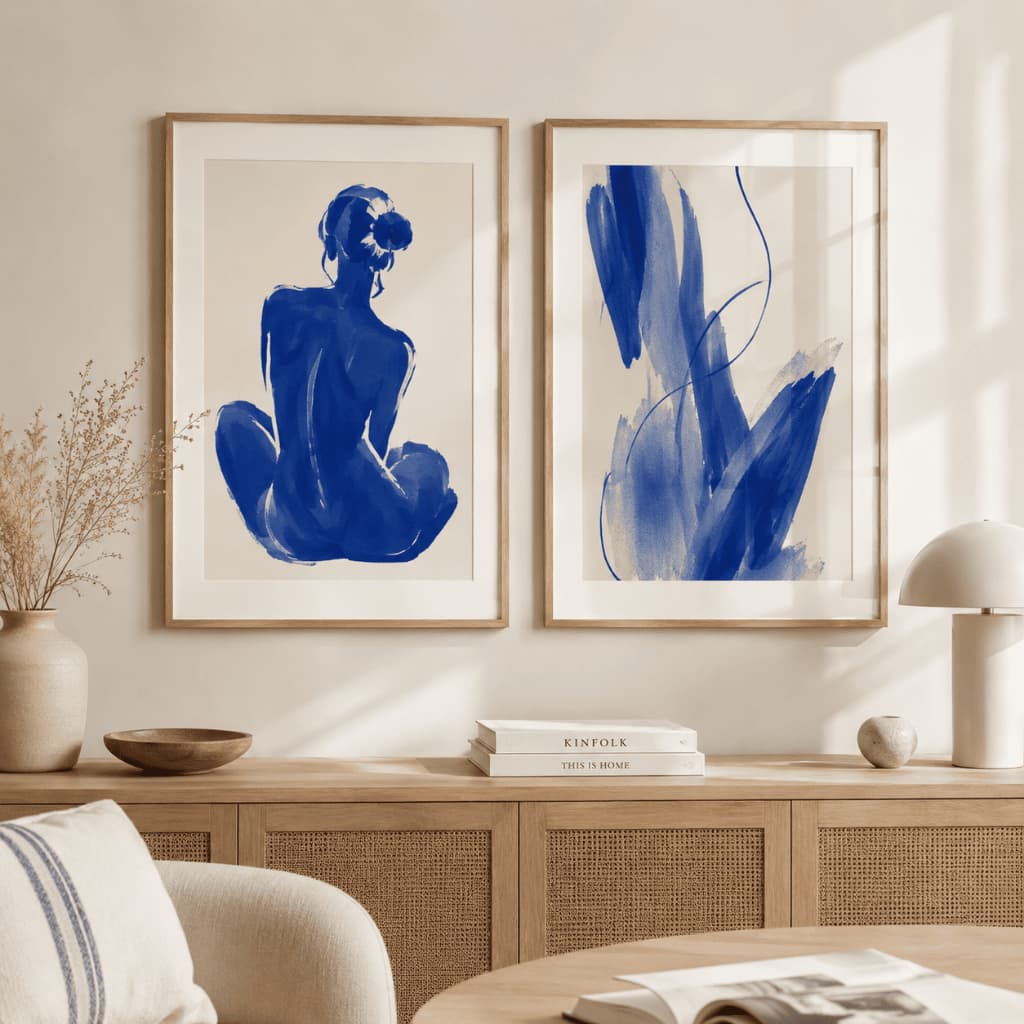 Kit 2 Quadros Decorativos Silhueta Feminina Azul Klein Abstrato Moderno Minimalista
