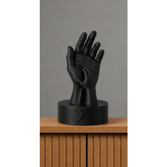 Estatueta Pai e Filho – Escultura Decorativa em 3D | Presente Emocionante Dia dos Pais ❤️