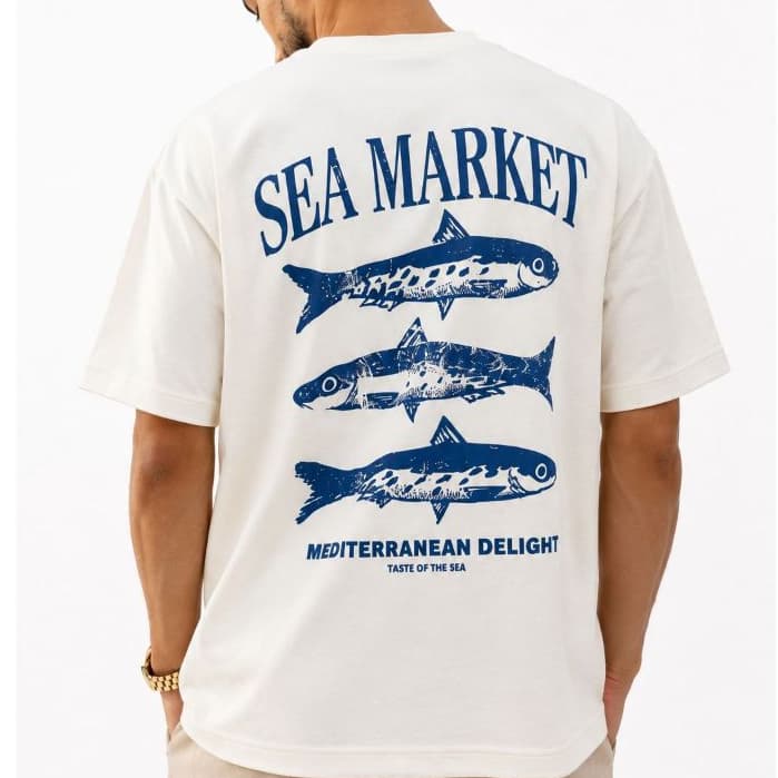 Camiseta Oversized Masculina Yc Sea Market Estampa Sardinha Costas Off White Streetwear Algodão Premium