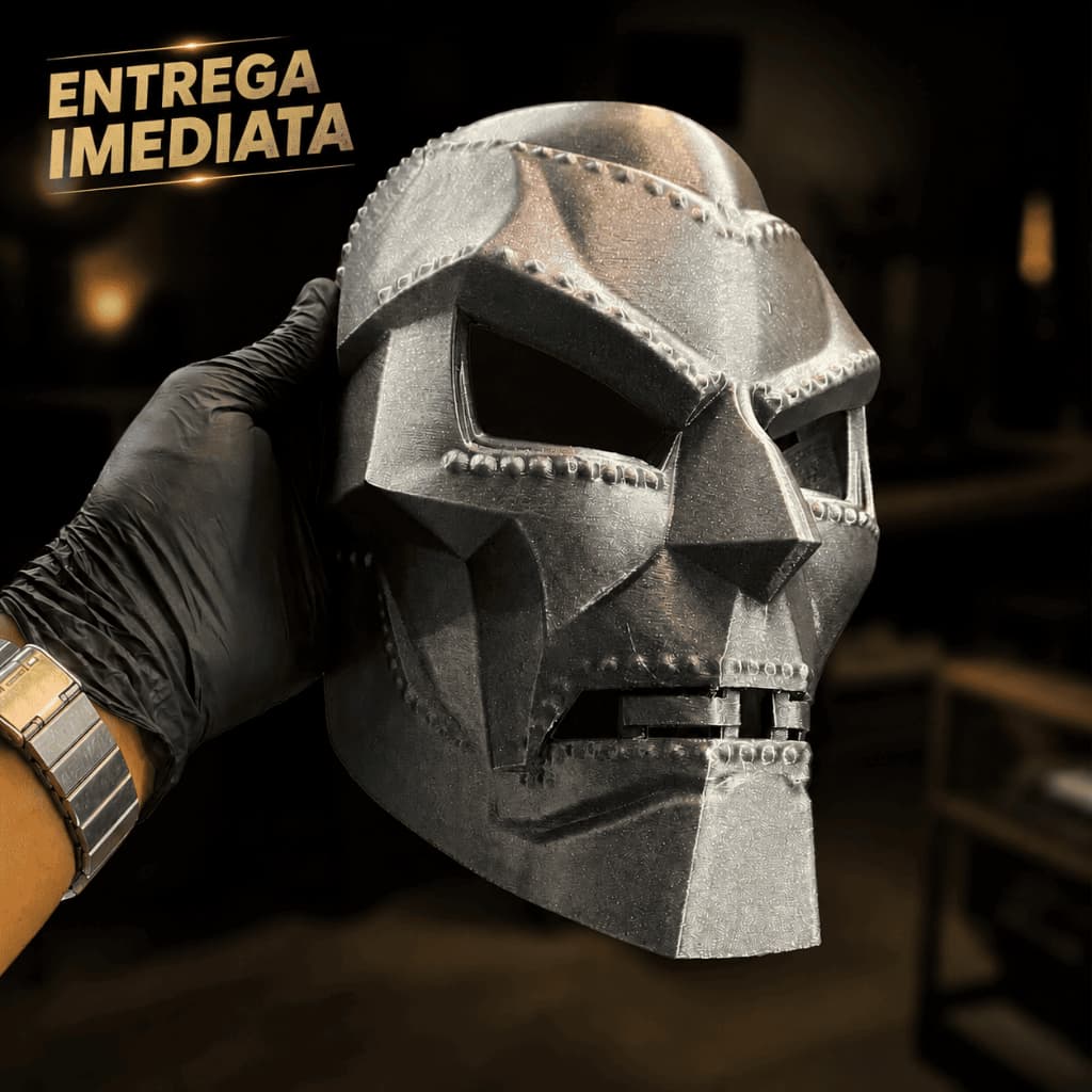 Máscara Doutor Destino - Dr Doom - Vingadores DoomsDay