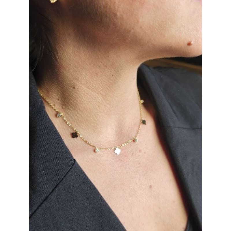 Colar Feminino Trevo com Zircônias em Aço Inoxidável Dourado Antialérgico | Elegante e Delicado