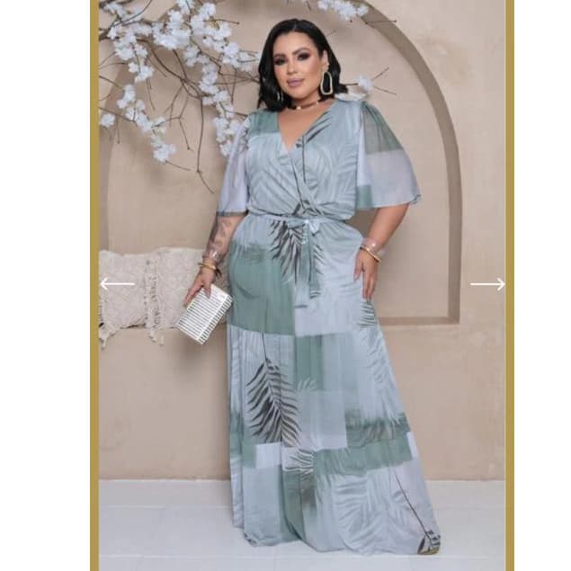 Vestido Plus Size em tule gola V Tam 50 a 54