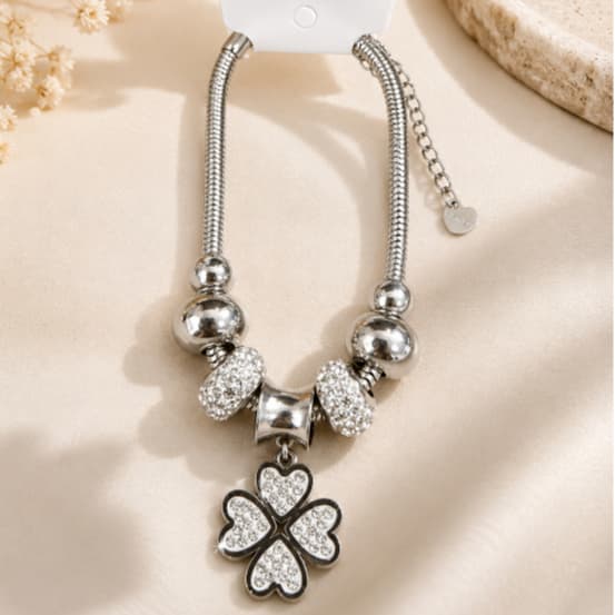 Pulseira Feminina Aço Inoxidável 316L com Pingente Trevo e Strass
