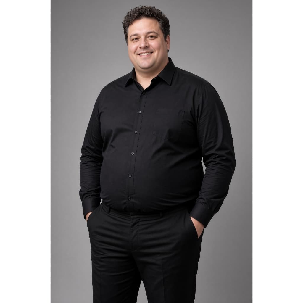 Camisa Social Masculina Plus Size Manga Longa Preta Lisa Microfibra com Elastano Bolso Trabalho Uniforme Extra Grande